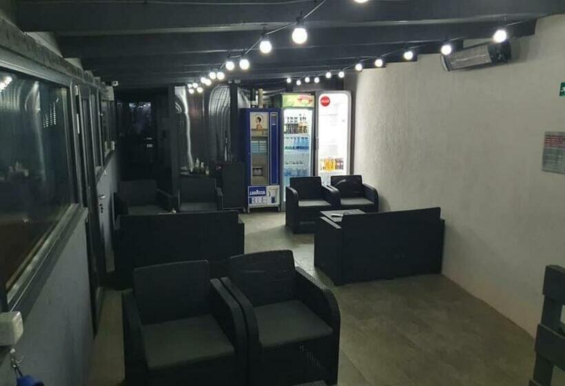 בית מלון כפרי Amalya Holidays