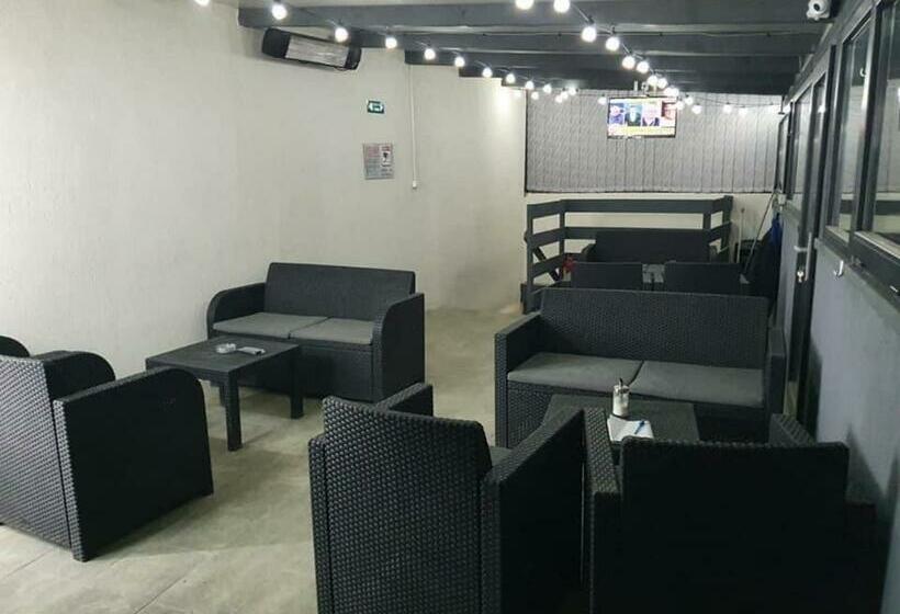 בית מלון כפרי Amalya Holidays