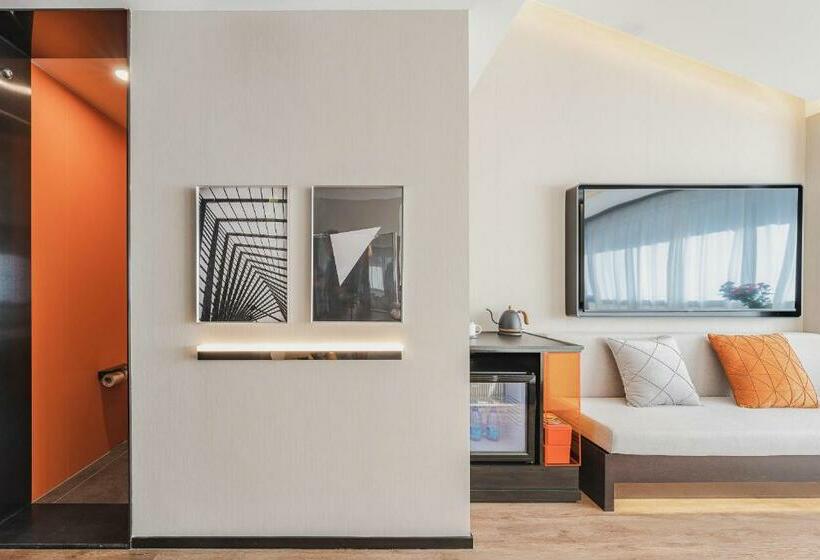 Atour S Hotel Wuxi Nanchang Street