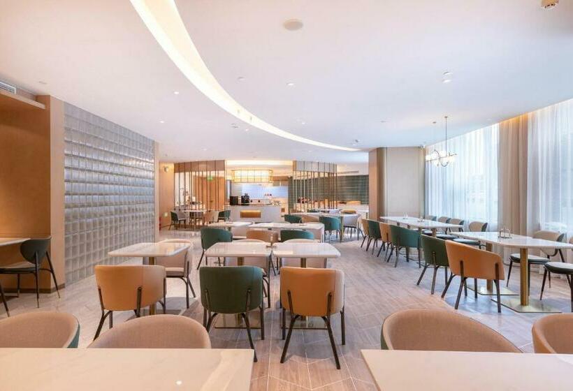 Atour Hotel Wuhan International Expo Center