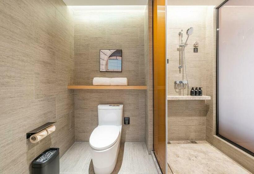 Atour Hotel Wuxi Huishan Wanda Plaza