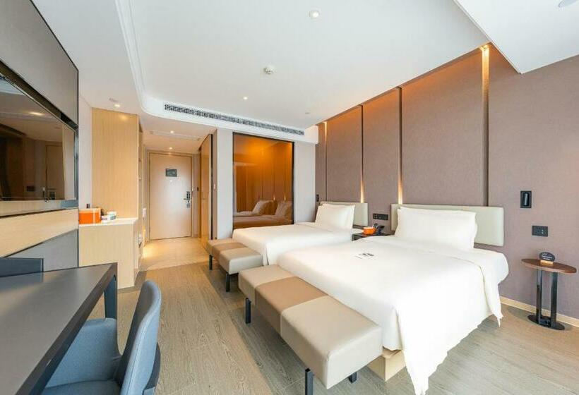 Atour Hotel Wuxi Huishan Wanda Plaza