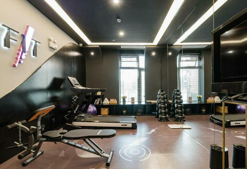 Atour Hotel Zhenjiang Xijindu Jinshan Temple