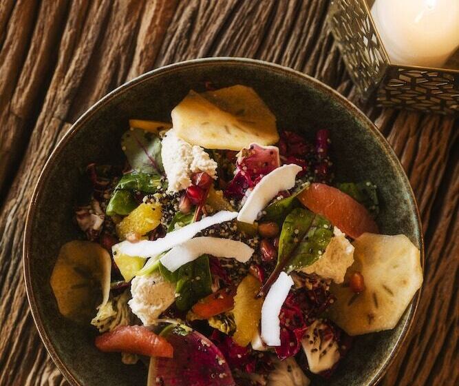 فندق Caravan By Habitas