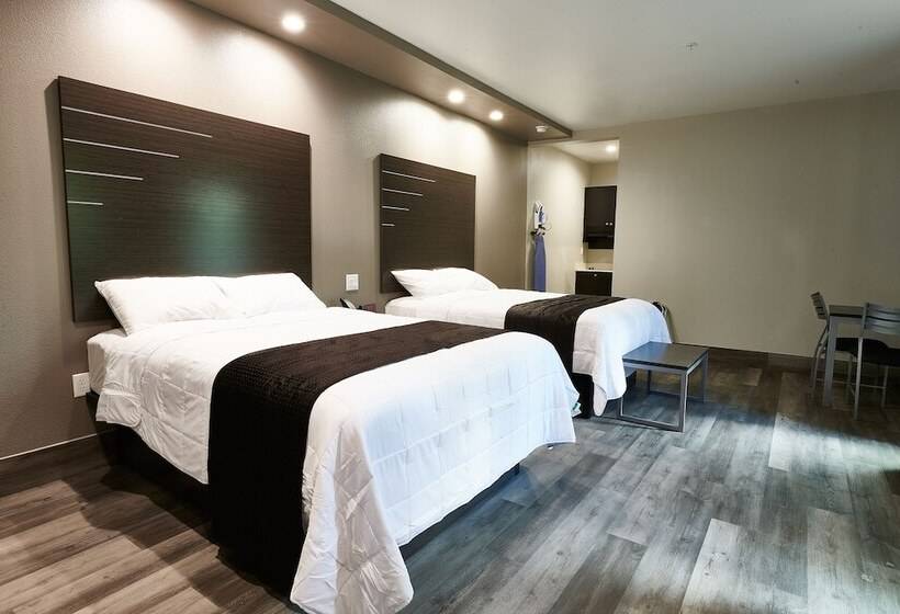 בית מלון כפרי Crystal Inn