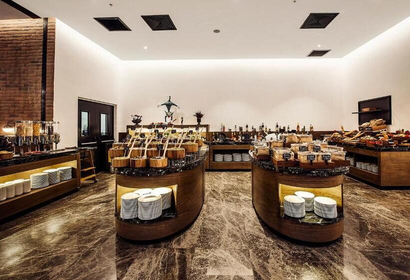 فندق Dedeman Kartepe Kocaeli