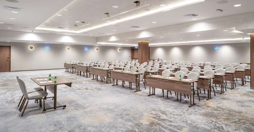 Отель Doubletree By Hilton Plovdiv Center