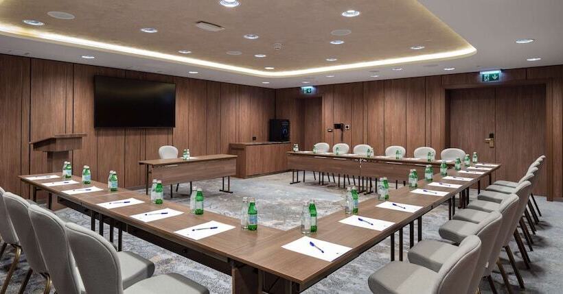 Отель Doubletree By Hilton Plovdiv Center