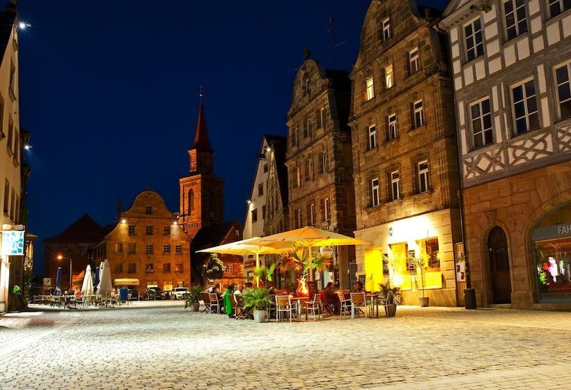 Отель Holiday Inn Express Fürth, An Ihg