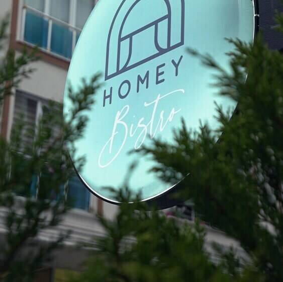 酒店 Homey Airport