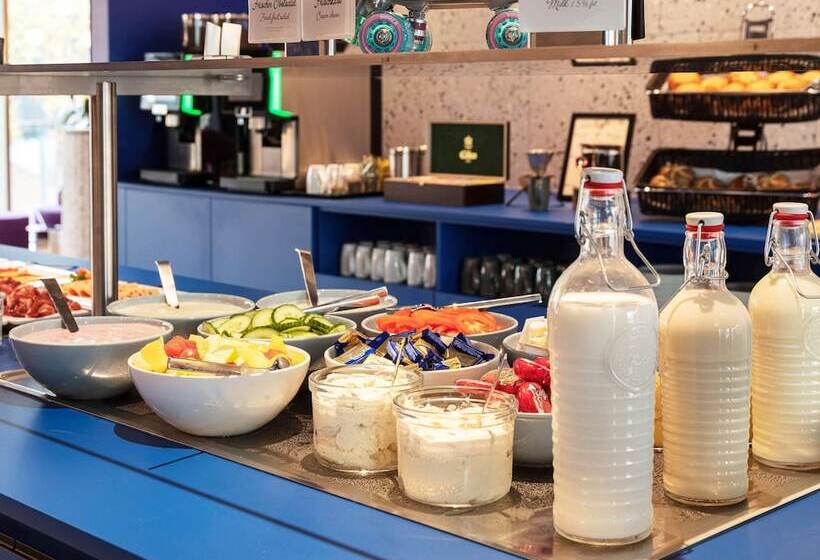 هتل Ibis Styles Muenchen Perlach