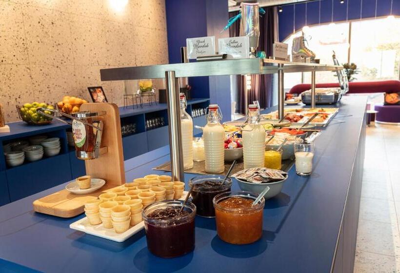 هتل Ibis Styles Muenchen Perlach