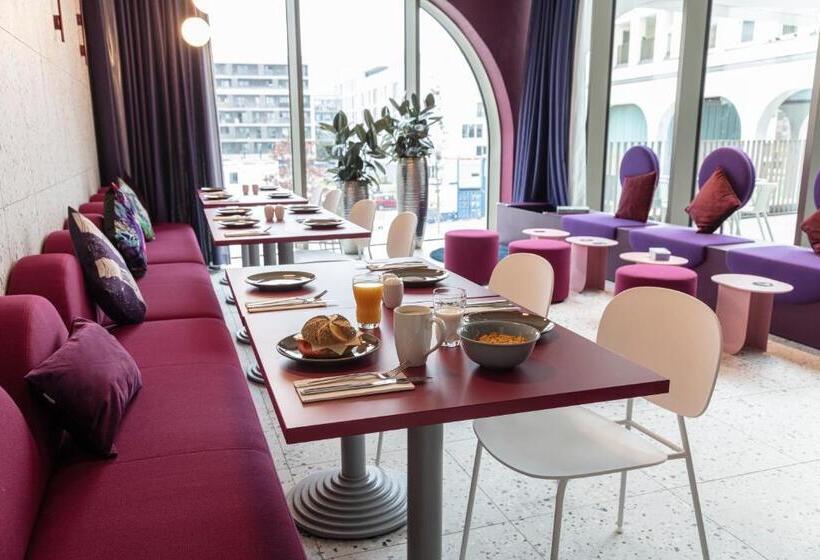 هتل Ibis Styles Muenchen Perlach