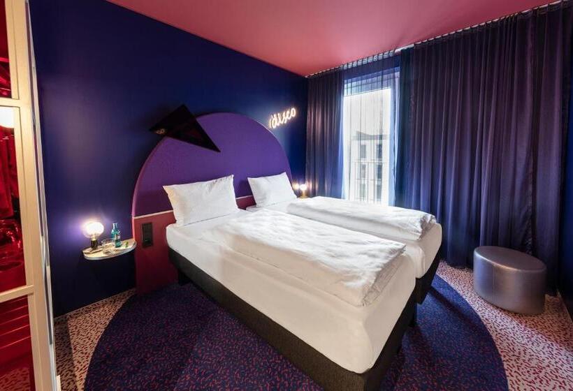 هتل Ibis Styles Muenchen Perlach