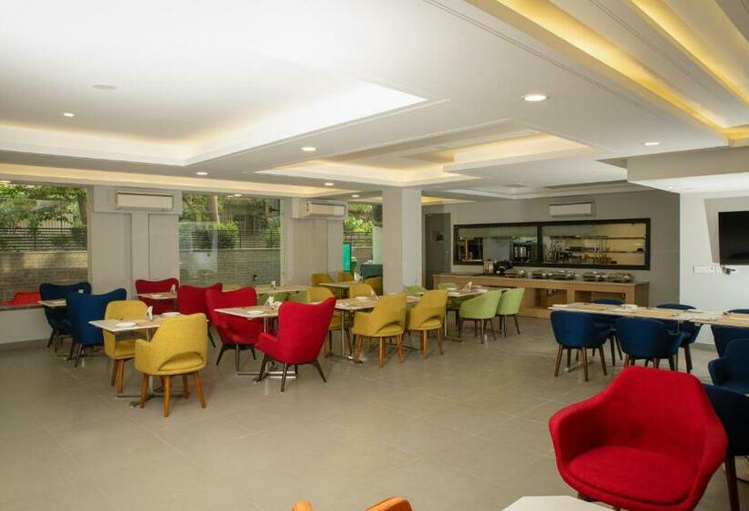 Inde Hotel Golf Course Extension, Gurgaon