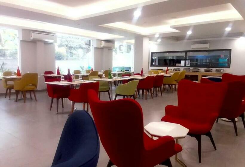 Inde Hotel Golf Course Extension, Gurgaon