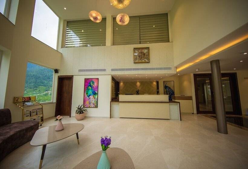 فندق Justa Grand View Resort & Spa, Manali