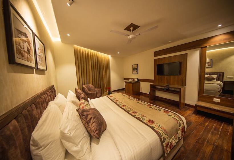 فندق Justa Grand View Resort & Spa, Manali