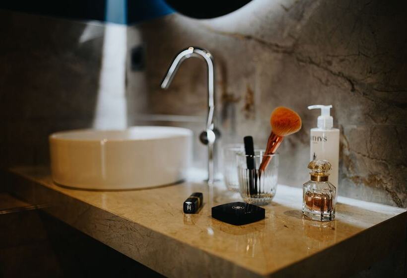 ホテル Keystone Hôtel & Spa