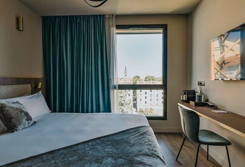 ホテル Keystone Hôtel & Spa