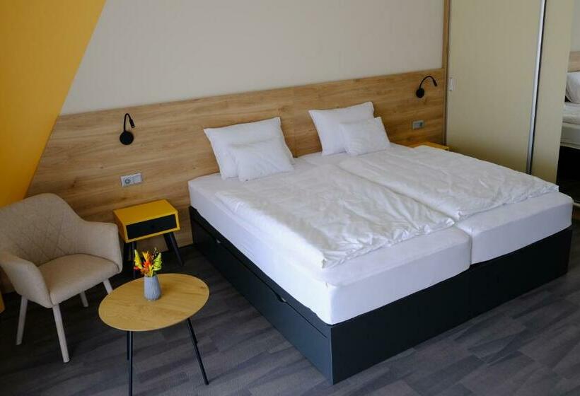 בית מלון כפרי Király Park