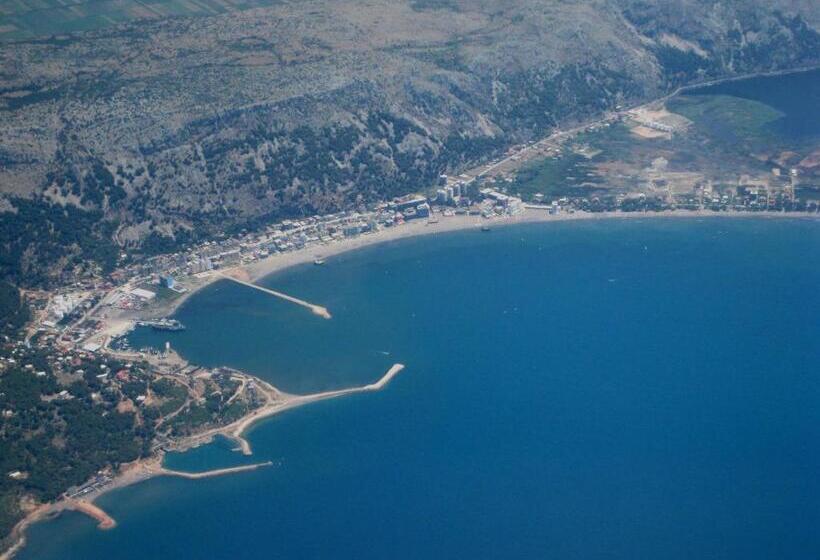 호텔 Mario, Shengjin