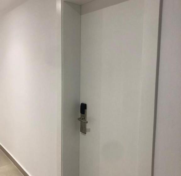 호텔 Mario, Shengjin