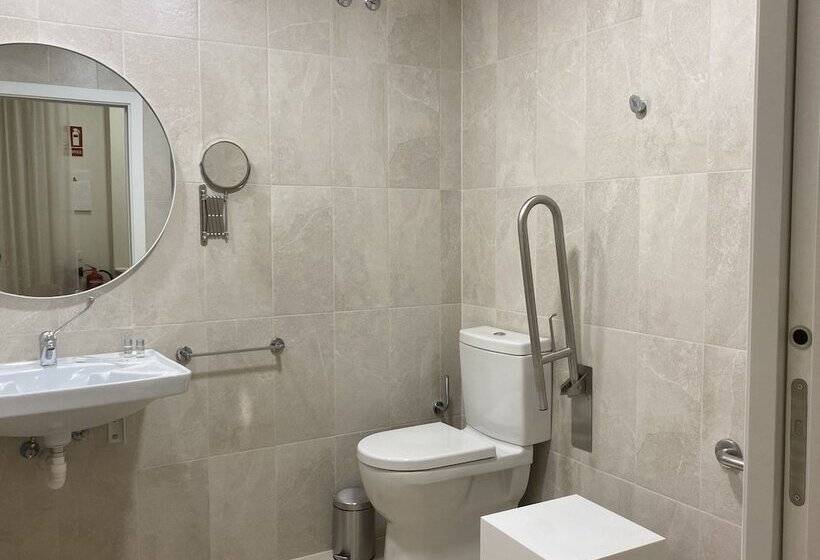 Отель Nava Suites