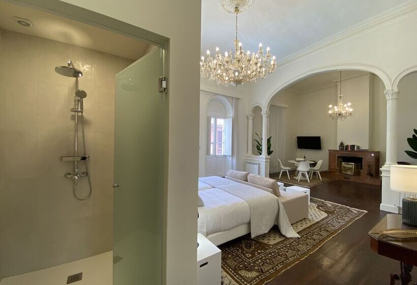 Отель Nava Suites