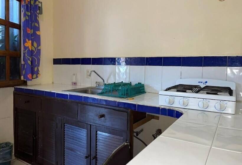 فندق Ricardos Bungalows