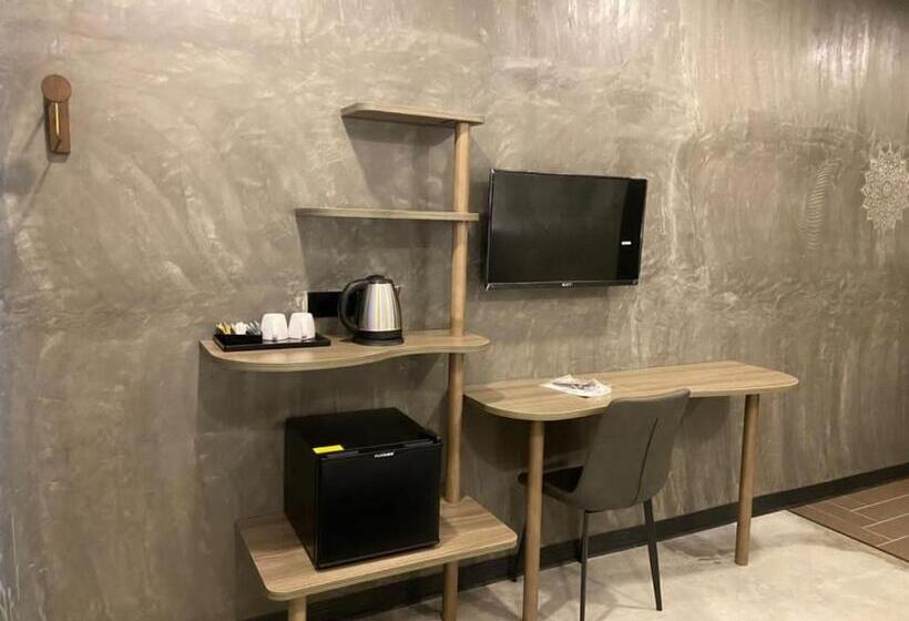 Sri Indar Hotel & Suites