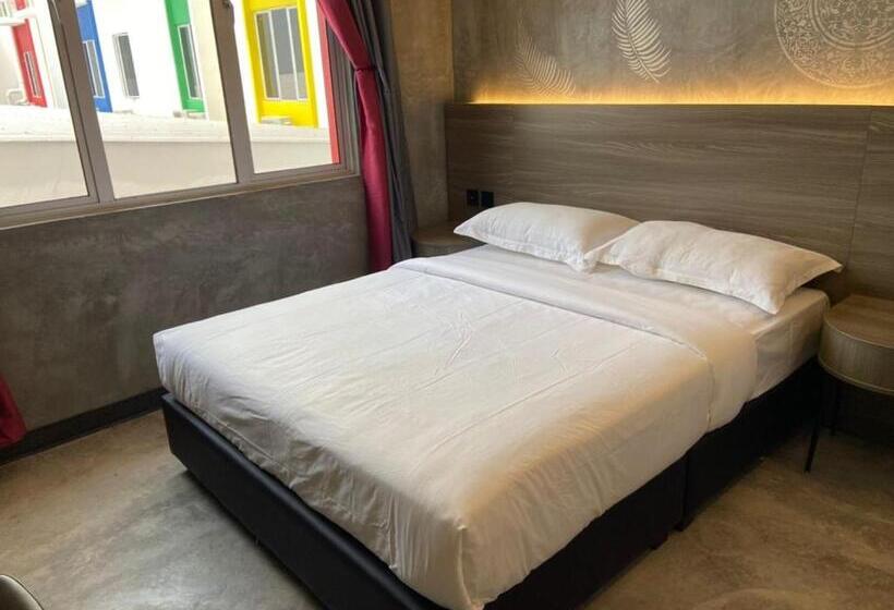 Sri Indar Hotel & Suites