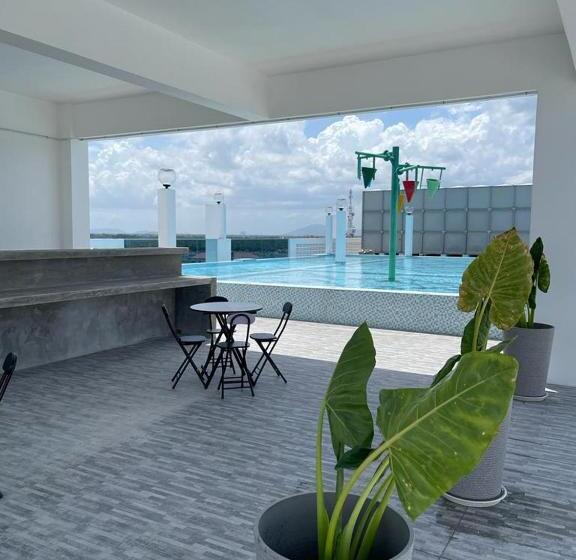 Sri Indar Hotel & Suites