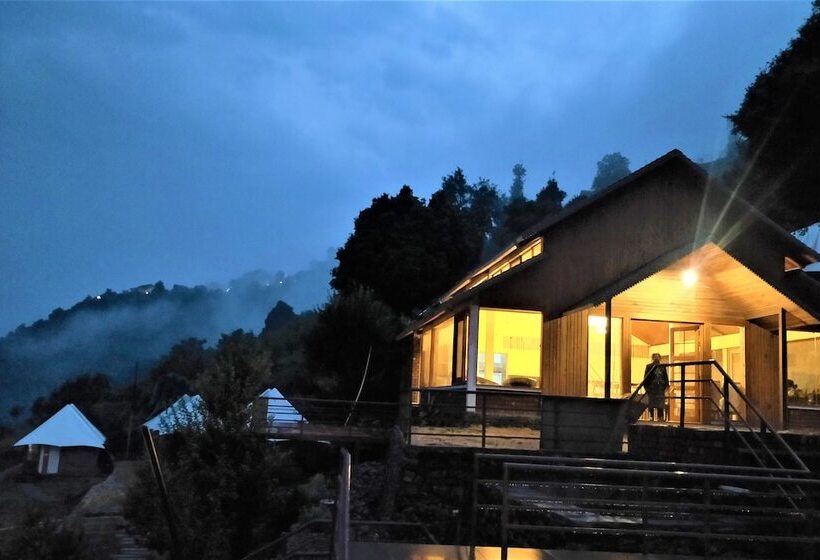 ホテル The Bugyal