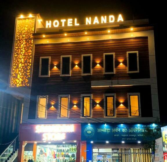 Lushy Days Hotel Nanda