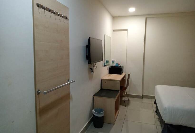 モーテル Avenue Bangi