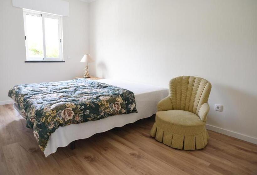 Nia Azorean Apartments