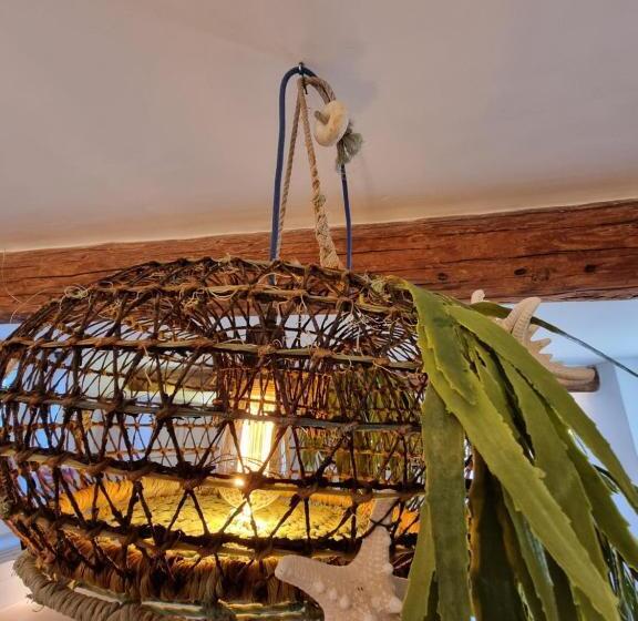 Maison Au Centre Du Village De Gordes Avec Vue Incroyable