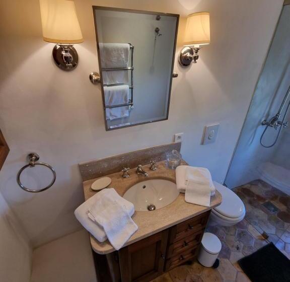 Maison Au Centre Du Village De Gordes Avec Vue Incroyable