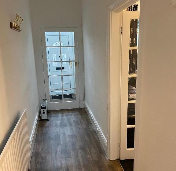 St Pauls Rd   Townhouse Accommodation