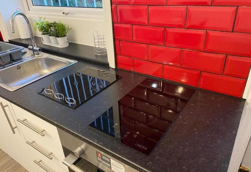 St Pauls Rd   Townhouse Accommodation