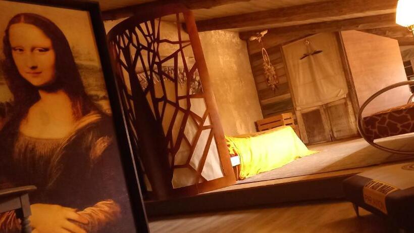 Appartement Dans Un Atelier D Artiste Hors Norme