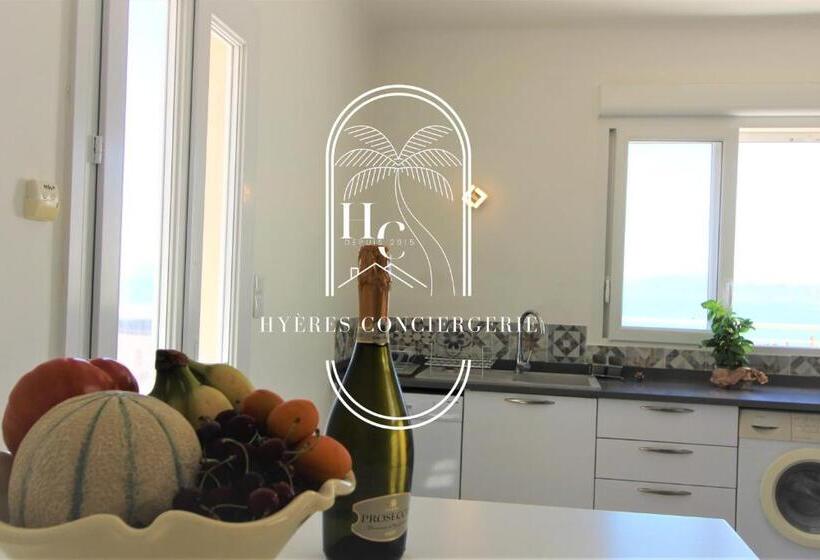 Appartements Plage Des Oursinières Pieds Dans L Eau Plage Parking Wifi By Hc