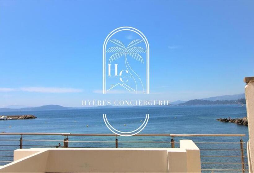 Appartements Plage Des Oursinières Pieds Dans L Eau Plage Parking Wifi By Hc