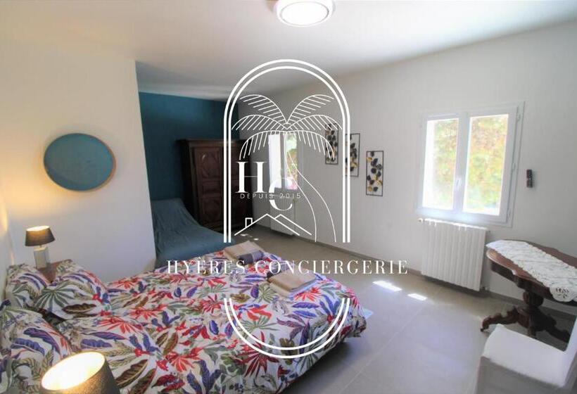 Appartements Plage Des Oursinières Pieds Dans L Eau Plage Parking Wifi By Hc