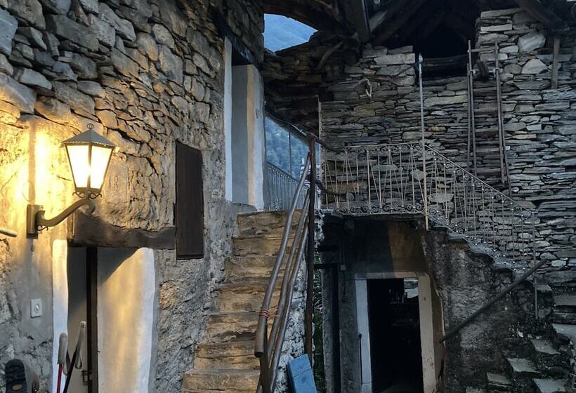 Casa Bruja Tradizionale Rustico Ticinese