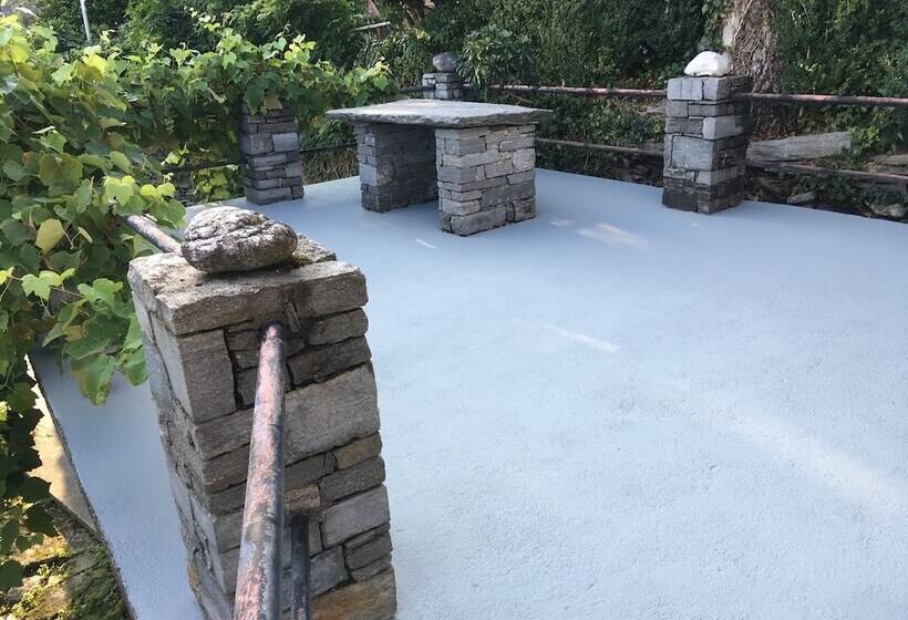 Casa Bruja Tradizionale Rustico Ticinese