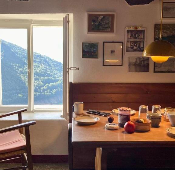 Casa Bruja Tradizionale Rustico Ticinese