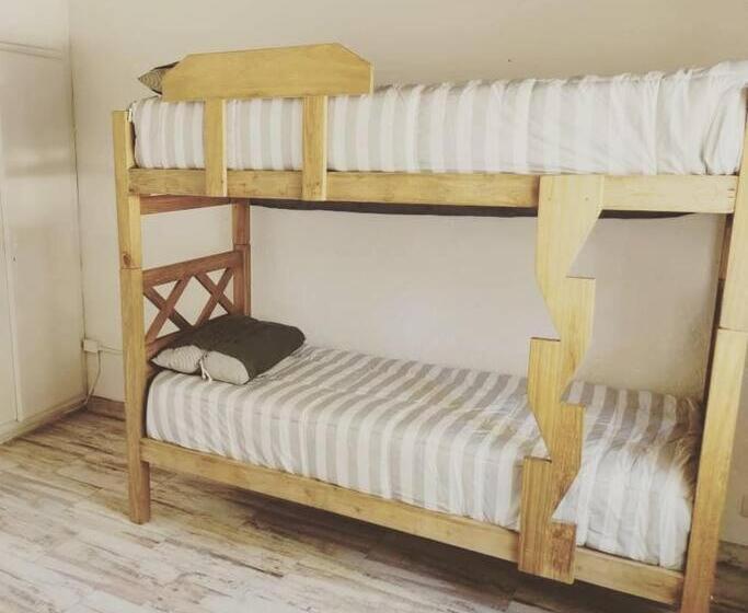 Casa Completa En El Corazón De Chacras