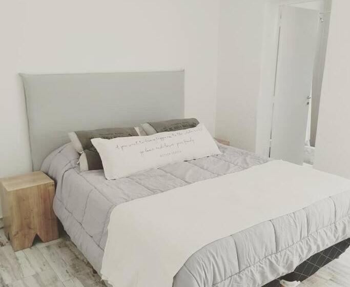 Casa Completa En El Corazón De Chacras